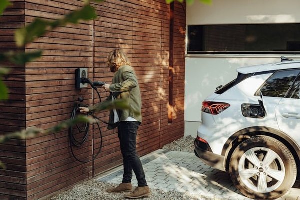 Quelle voiture écologique choisir en 2023 : Guide complet pour un achat responsable