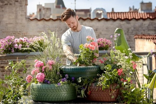 Découvrez les incroyables bienfaits du jardinage sur votre santé et bien-être