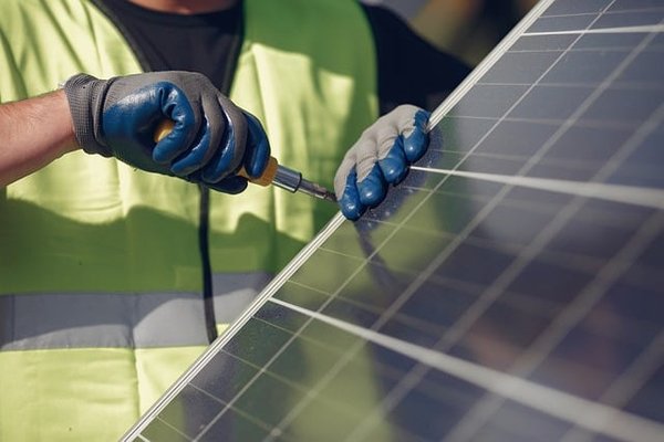 Installation de panneaux photovoltaïques dans les Landes : votre guide complet